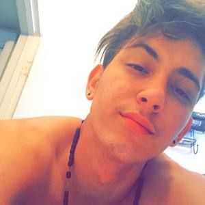 Meet your Posher, Raul